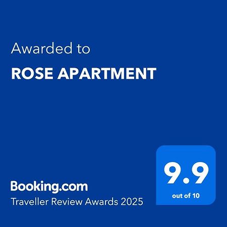 Rose Apartment Piatra Neamţ Eksteriør billede