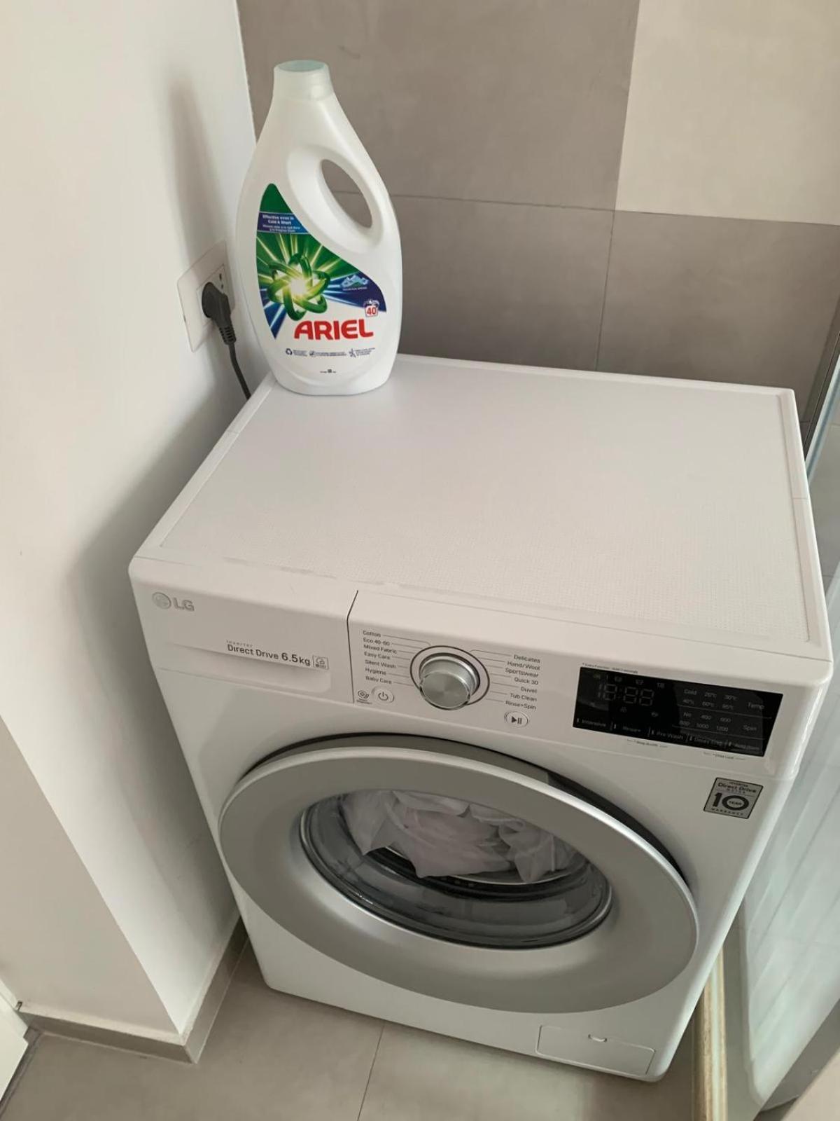 Rose Apartment Piatra Neamţ Eksteriør billede