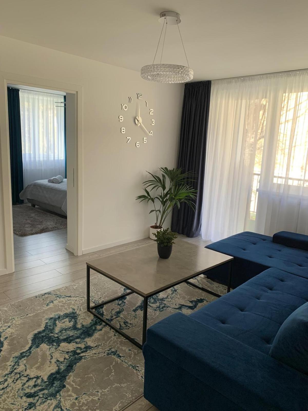 Rose Apartment Piatra Neamţ Eksteriør billede