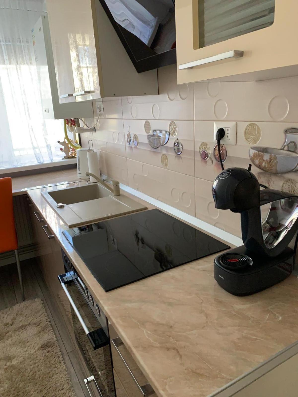 Rose Apartment Piatra Neamţ Eksteriør billede