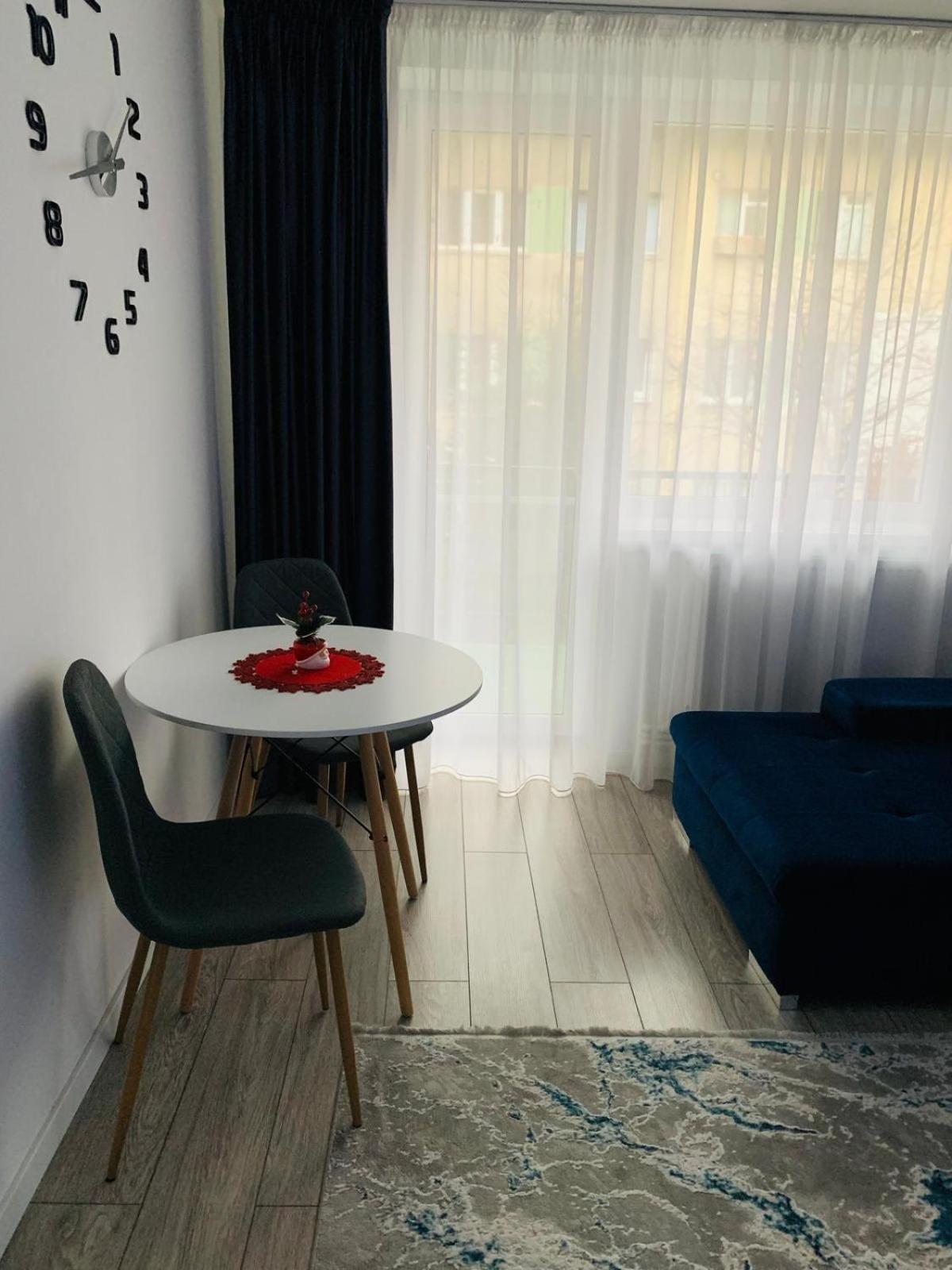 Rose Apartment Piatra Neamţ Eksteriør billede
